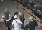 Хулиганы в Таганроге попали в объектив камеры наблюдения