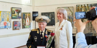 Светлана Камбулова вручила активистам Таганрога юбилейные медали - Газета Таганрогская правда
