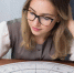 Кто на свете всех умнее? Топ самых интеллектуальных женщины по гороскопу - Bloknot-Taganrog.Ru